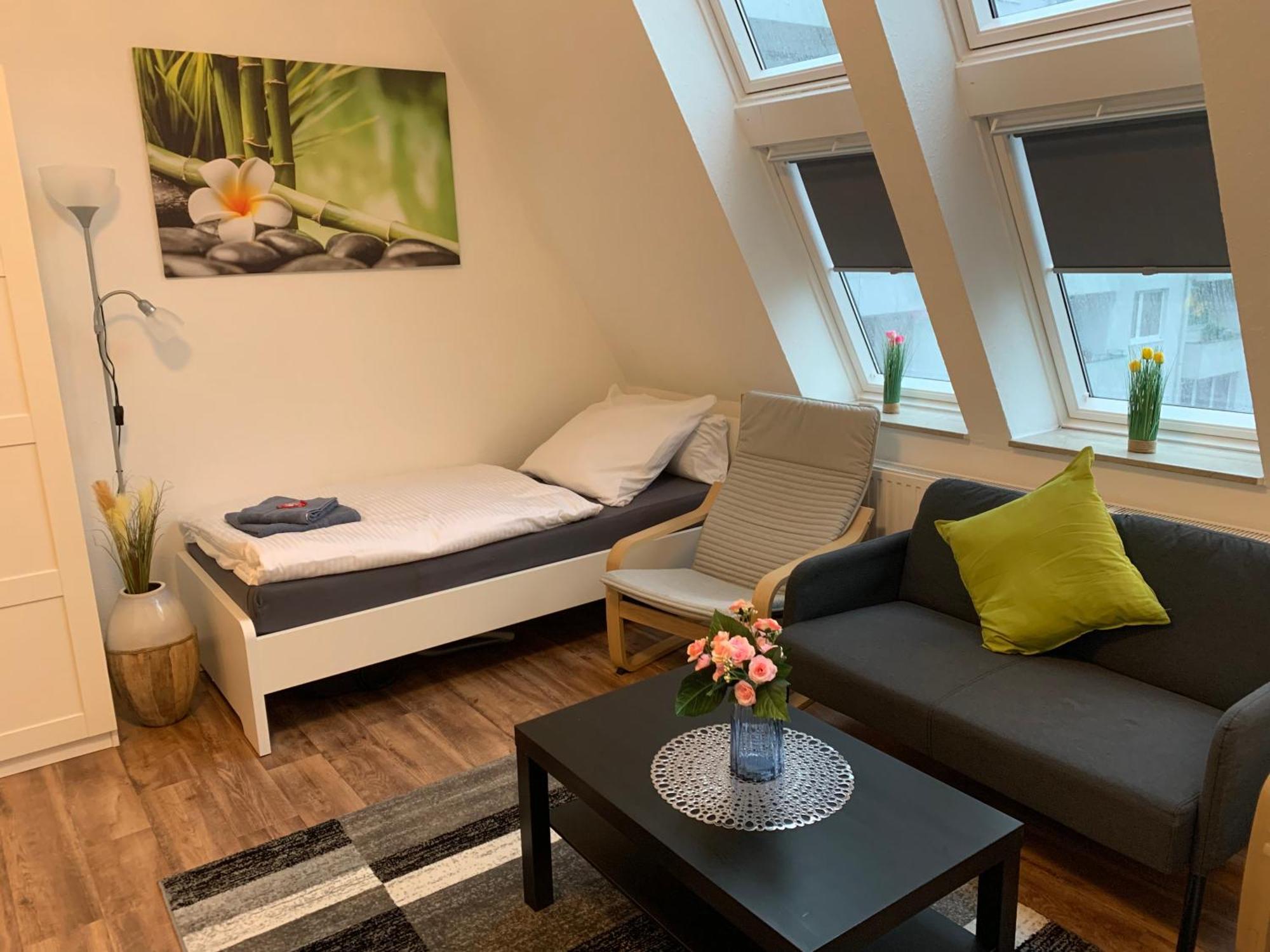 Cityapartment Platinum-Zentrum Mit Parkplatz Билефелд Екстериор снимка