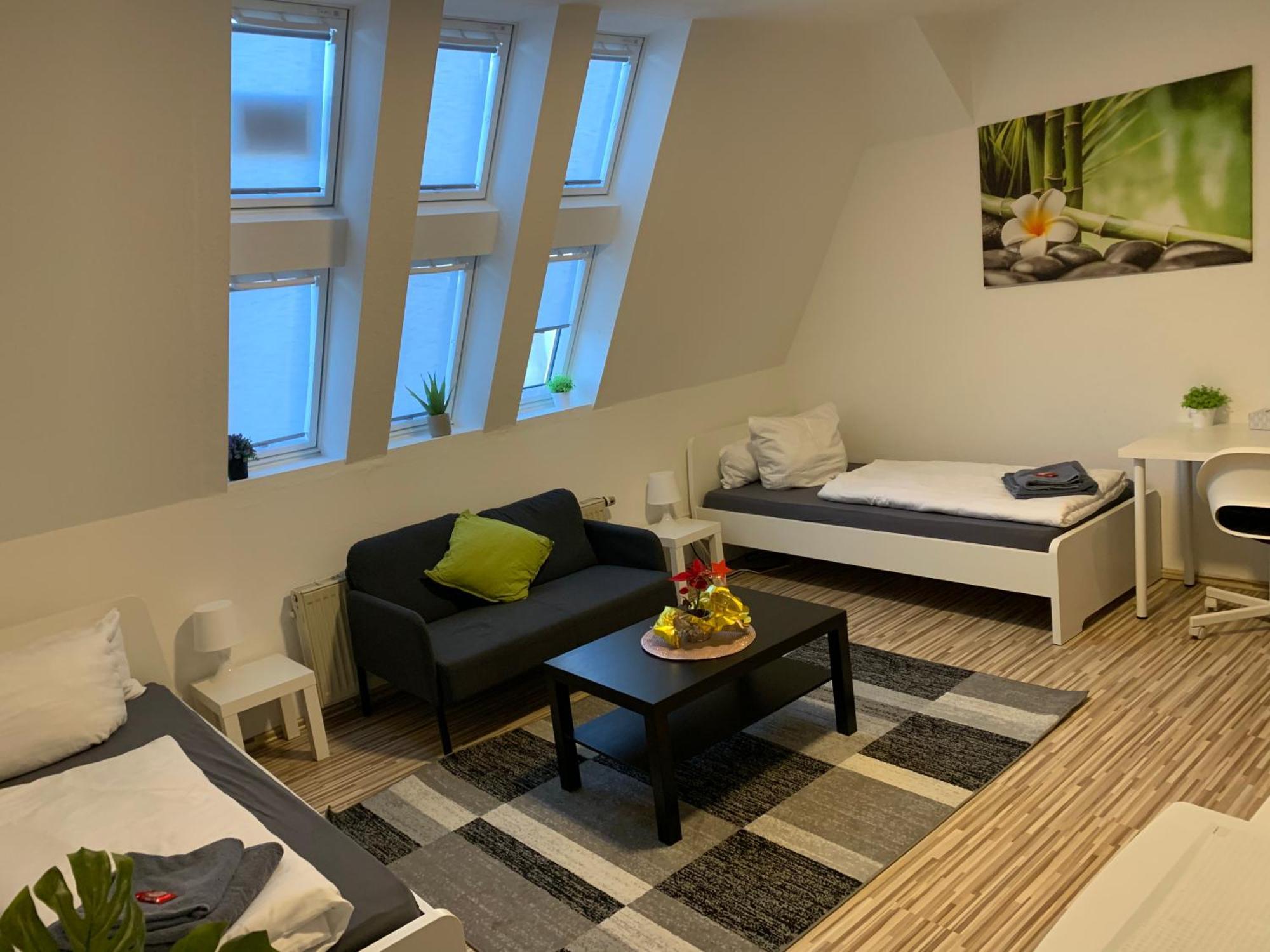 Cityapartment Platinum-Zentrum Mit Parkplatz Билефелд Екстериор снимка
