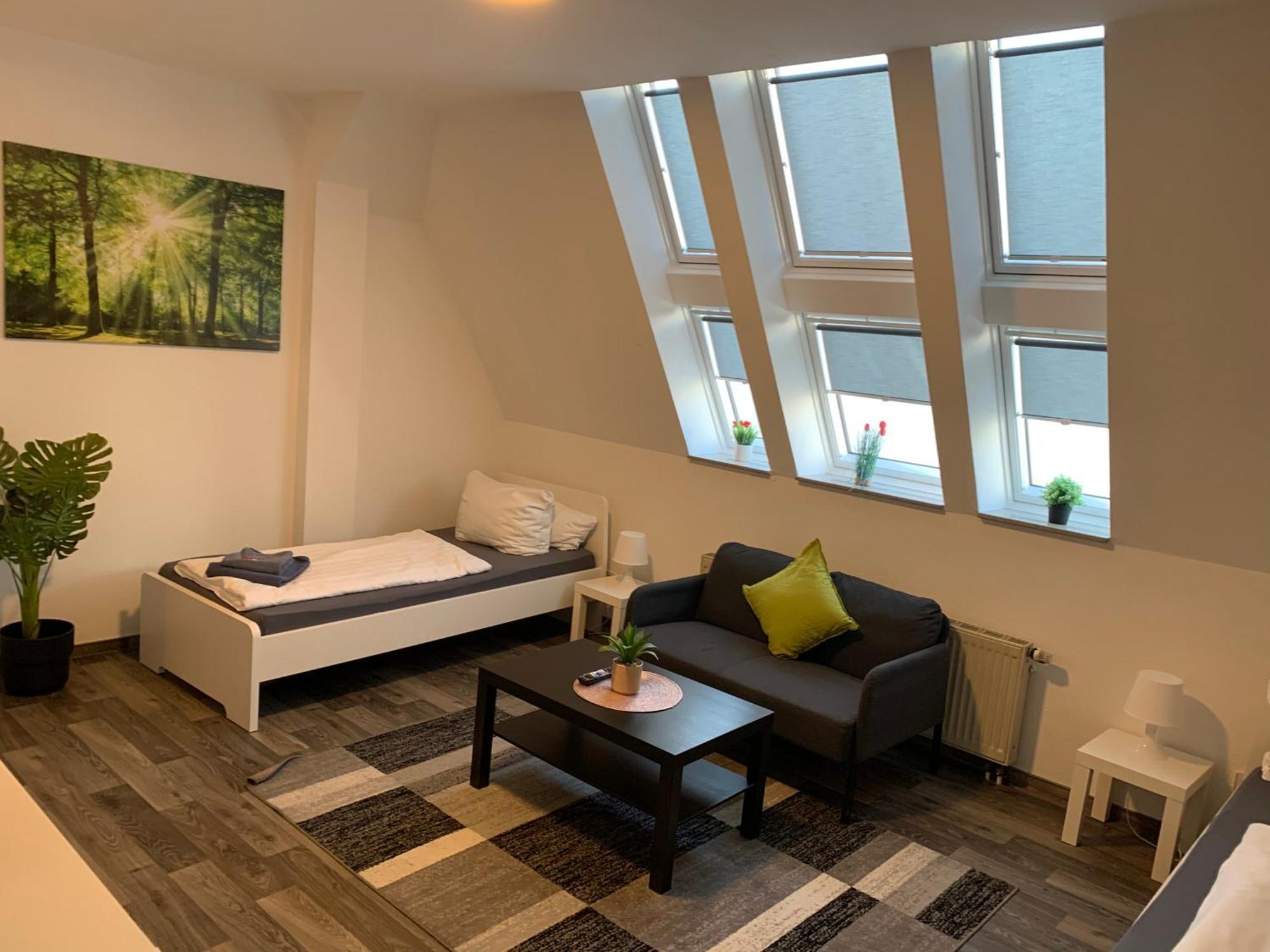 Cityapartment Platinum-Zentrum Mit Parkplatz Билефелд Екстериор снимка